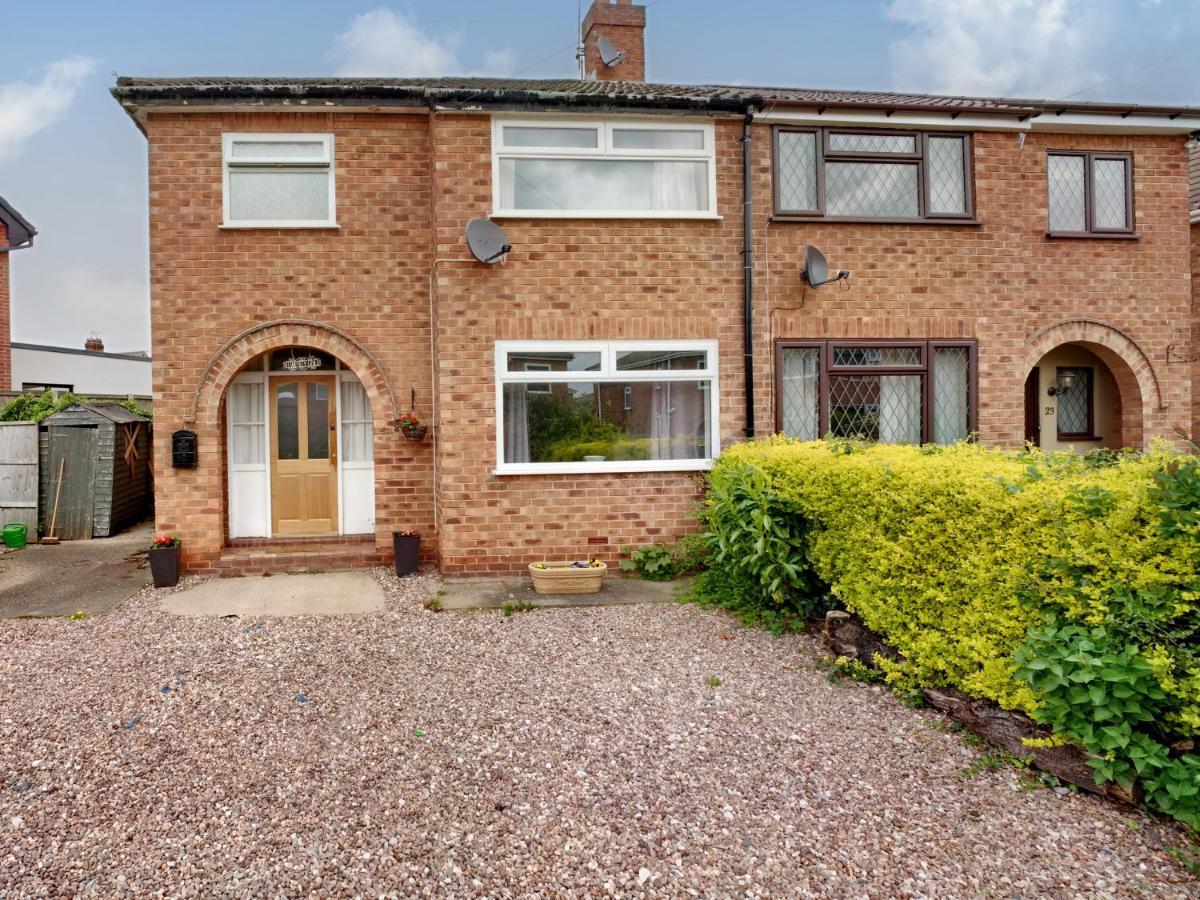 The Hawthorns Villa Chester Exteriör bild