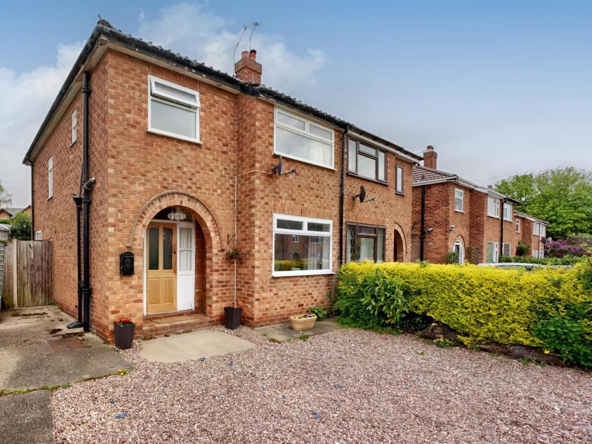 The Hawthorns Villa Chester Exteriör bild